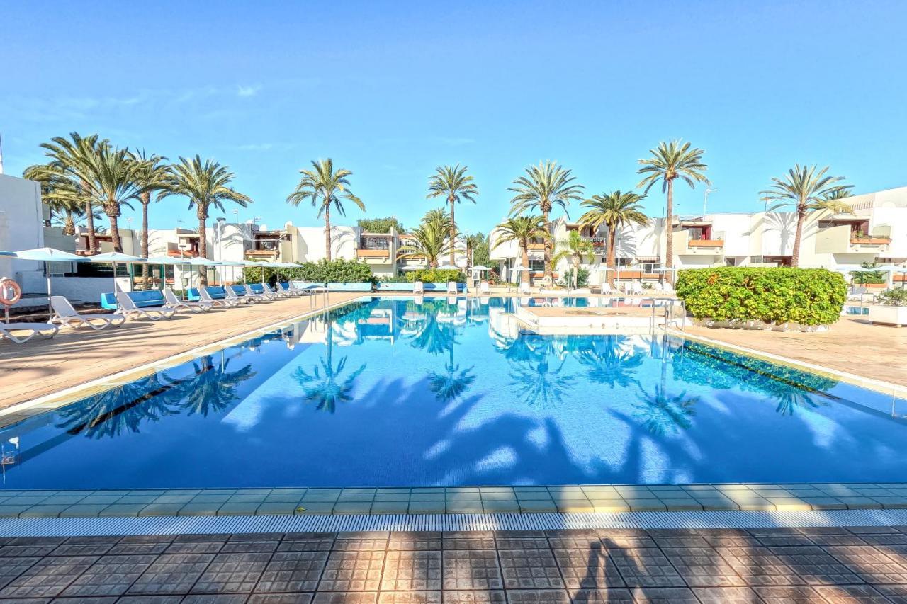 Stunning Lovely Flat With Pool And Strong Wi-Fi, 31 Arona  Bagian luar foto