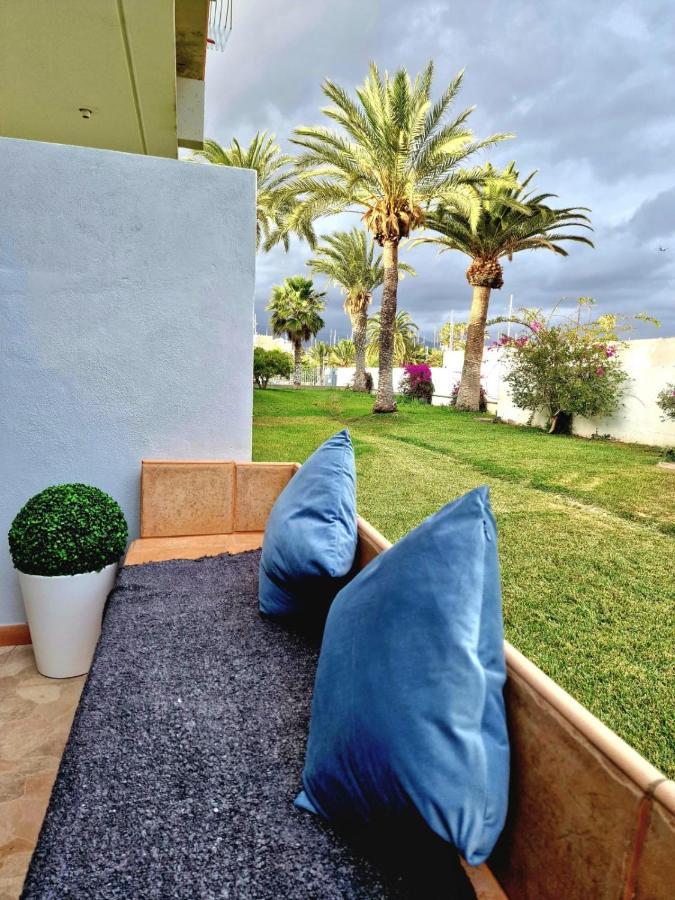 Stunning Lovely Flat With Pool And Strong Wi-Fi, 31 Arona  Bagian luar foto